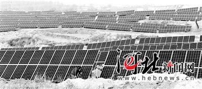 三峡平泉杨树岭新能源光伏发电项目并网发电