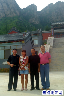 白万省主任应邀参观一线双龙寺