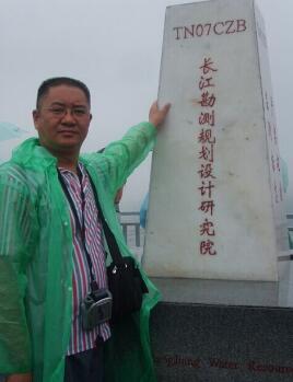 畅游长江三峡--主任白万省应邀考察观光