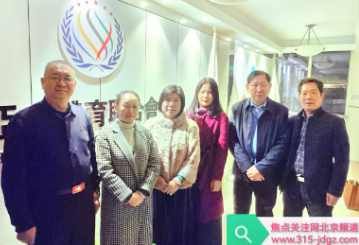紧扣两会聚合力 共筑红色阵地强根基